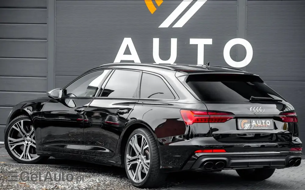 AUDI S6 Avant 