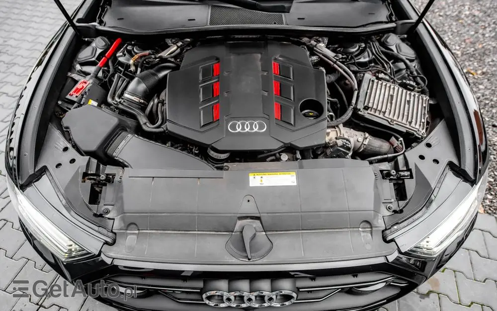 AUDI S6 Avant 