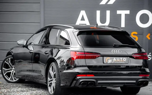 AUDI S6 Avant 