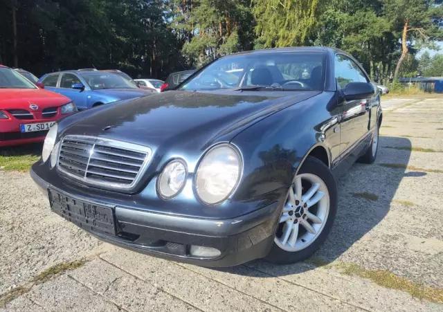 MERCEDES-BENZ CLK 