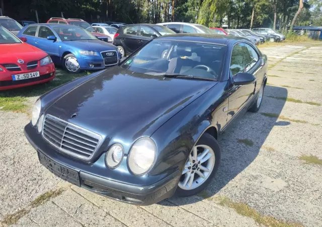 MERCEDES-BENZ CLK 