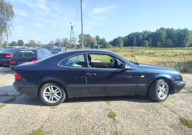 MERCEDES-BENZ CLK 