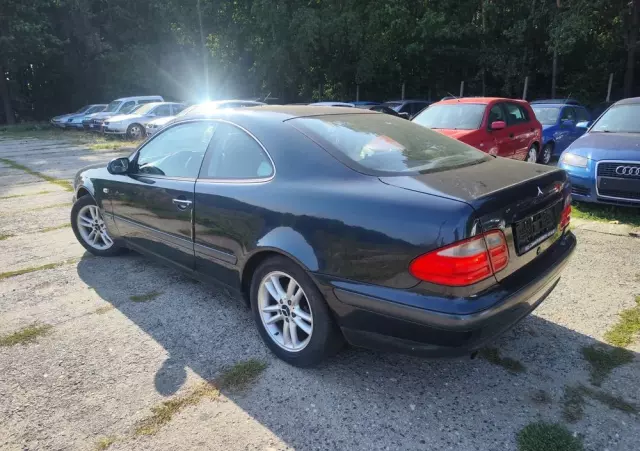 MERCEDES-BENZ CLK 