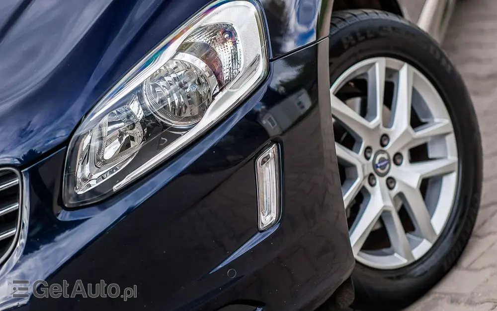 VOLVO XC 60 