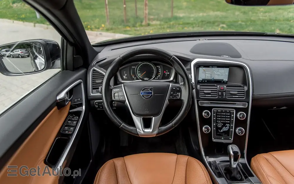 VOLVO XC 60 