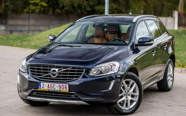 VOLVO XC 60 