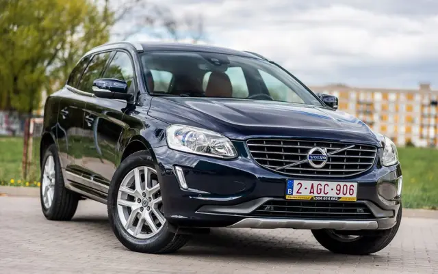 VOLVO XC 60 