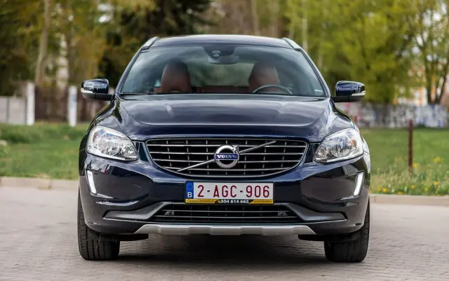 VOLVO XC 60 