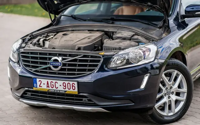 VOLVO XC 60 