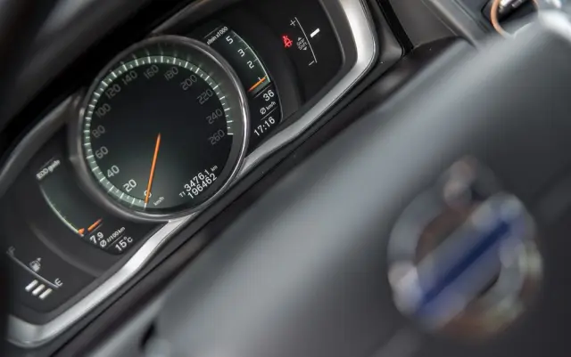 VOLVO XC 60 
