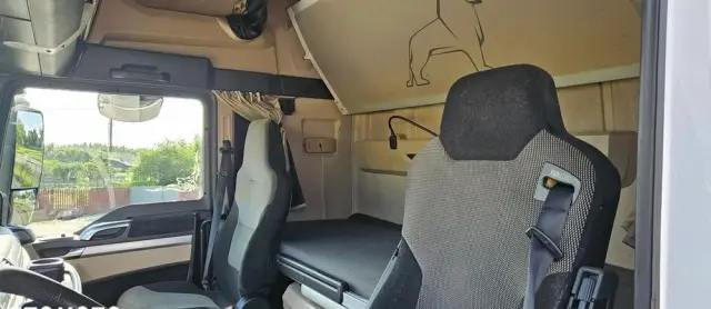 MAN TGX 18.470 XLX / LOW DECK / RETARDER / KSENON 