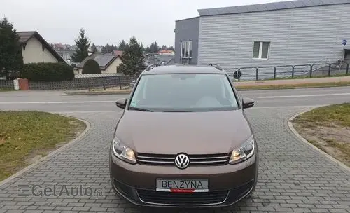 VOLKSWAGEN Touran 