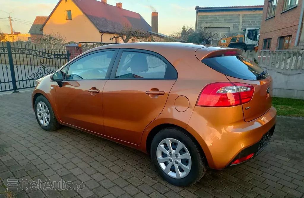 KIA Rio 