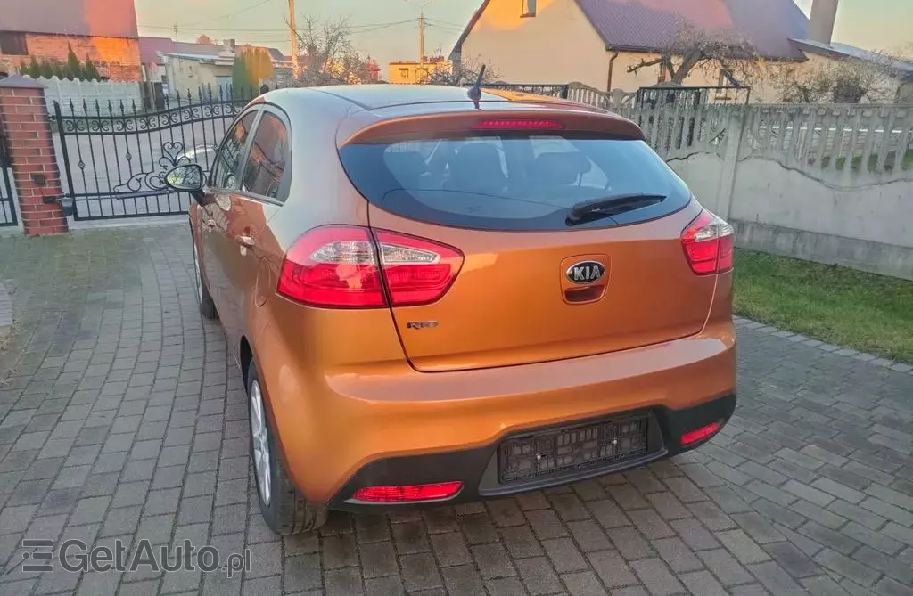 KIA Rio 