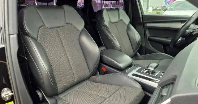 AUDI Q5 2.0 TFSI Quattro Sport S tronic