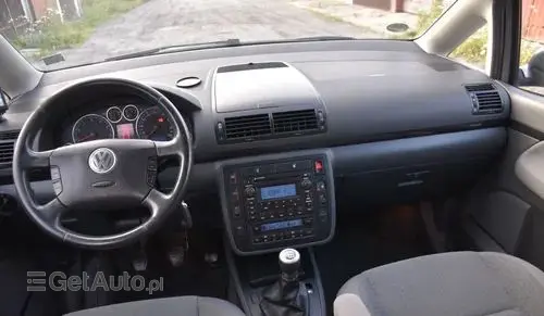 VOLKSWAGEN Sharan 
