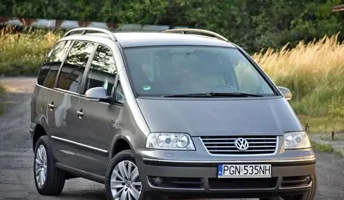 VOLKSWAGEN Sharan 