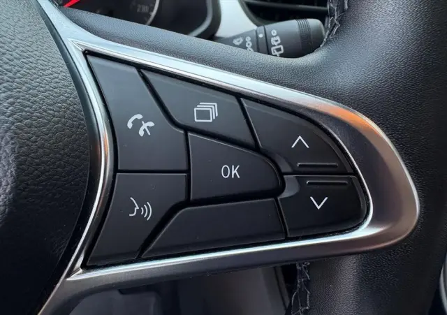 RENAULT Captur 1.0 TCe Equilibre