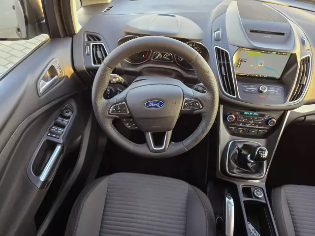 FORD C-Max Titanium