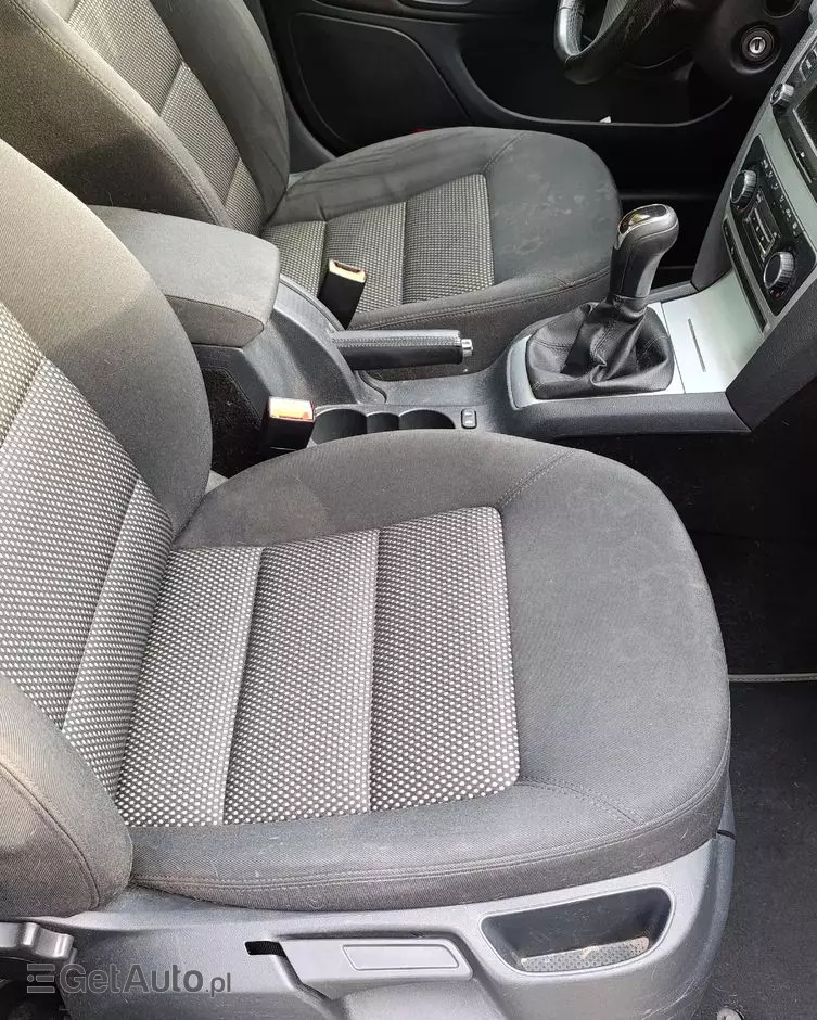 SKODA Octavia Scout 2.0 TDI DPF