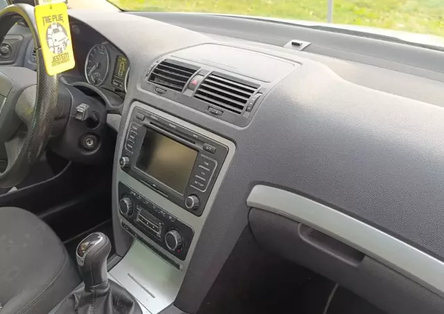 SKODA Octavia Scout 2.0 TDI DPF