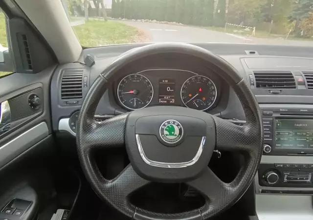 SKODA Octavia Scout 2.0 TDI DPF