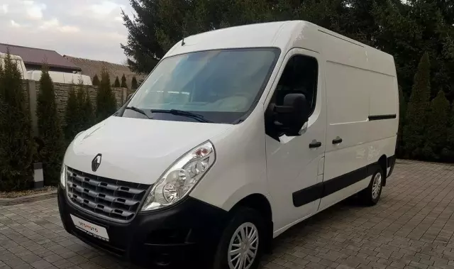 RENAULT Master 