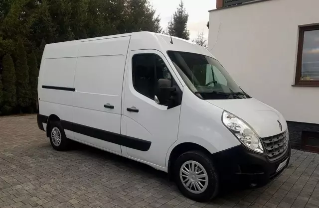 RENAULT Master 