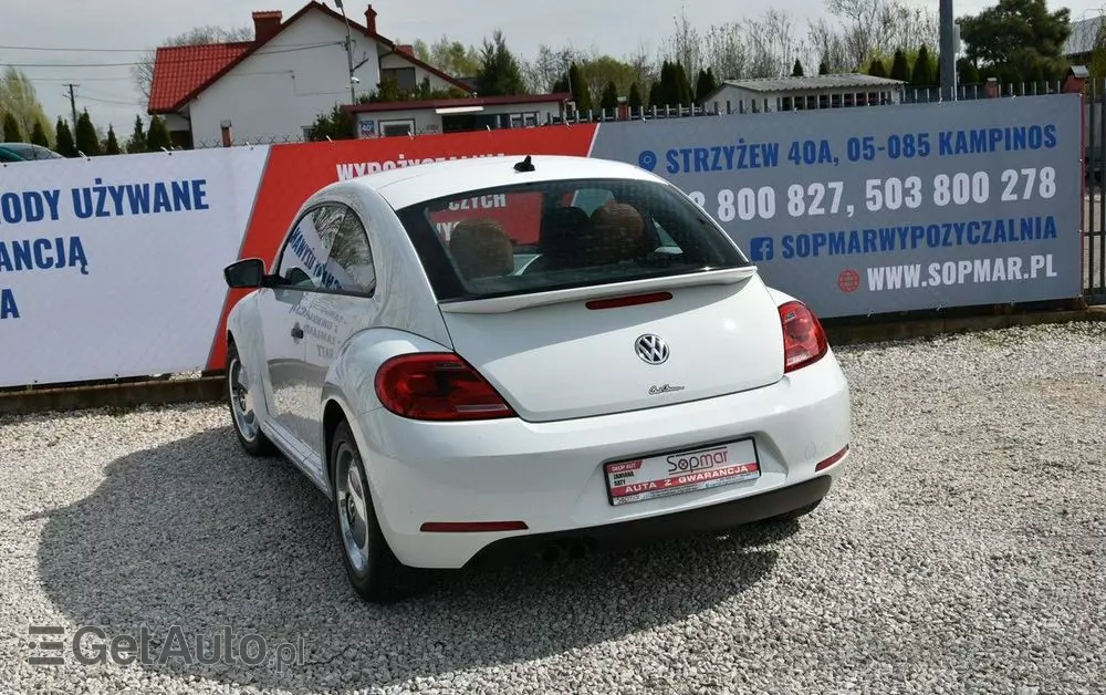 VOLKSWAGEN New Beetle 