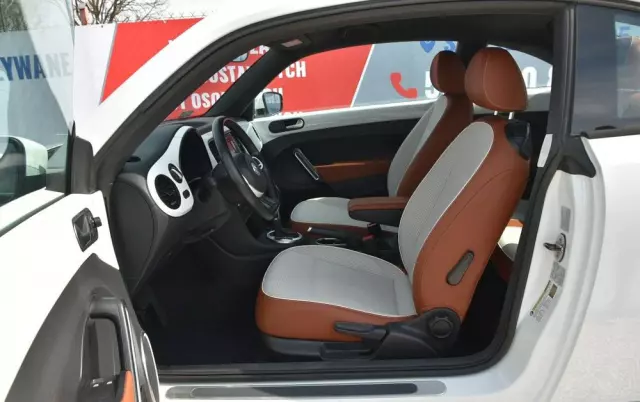 VOLKSWAGEN New Beetle 