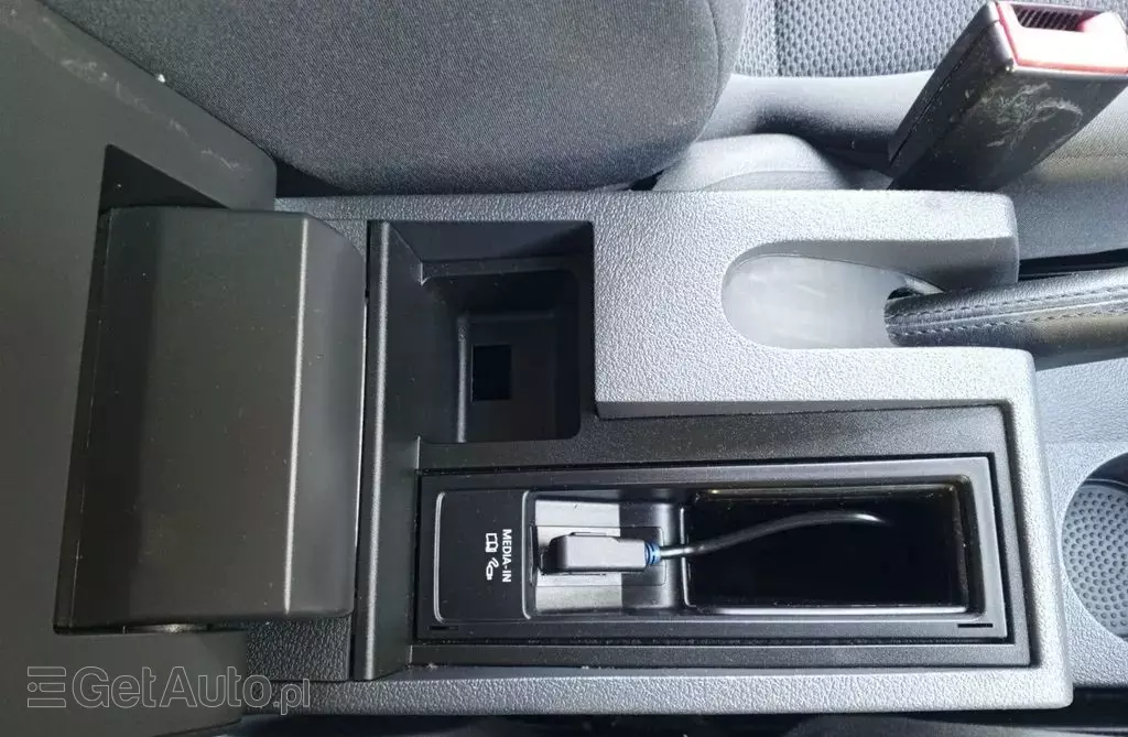 VOLKSWAGEN Touran 1.4 TSI (140 KM)