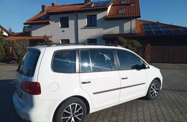VOLKSWAGEN Touran 1.4 TSI (140 KM)