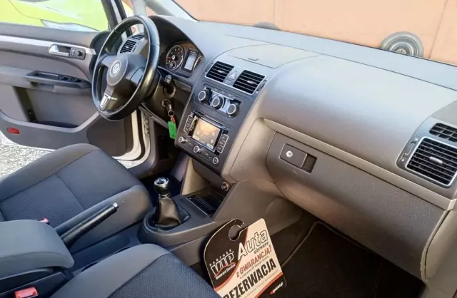 VOLKSWAGEN Touran 1.4 TSI (140 KM)