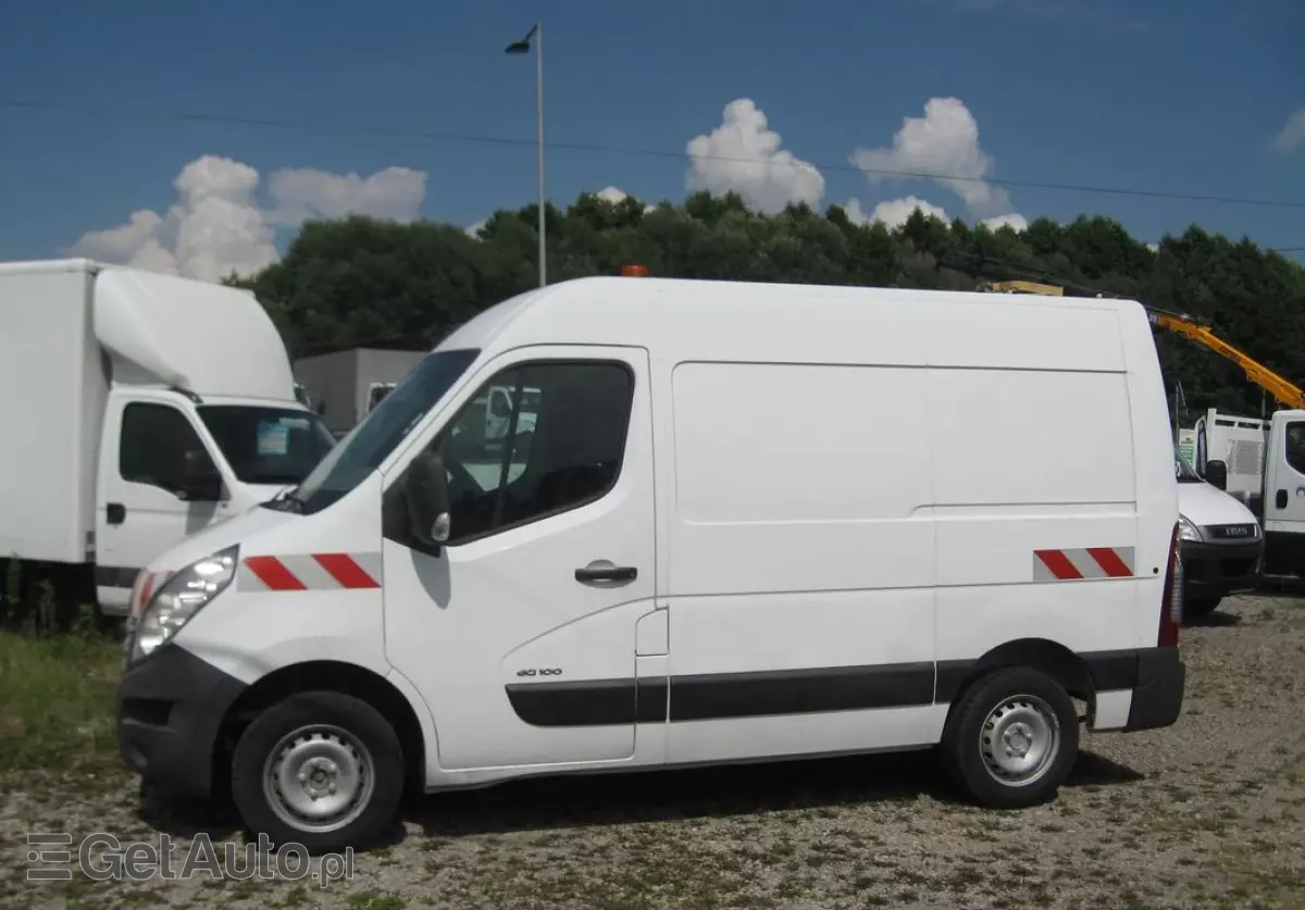 RENAULT Master 
