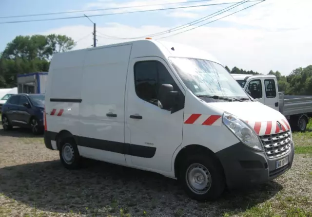 RENAULT Master 