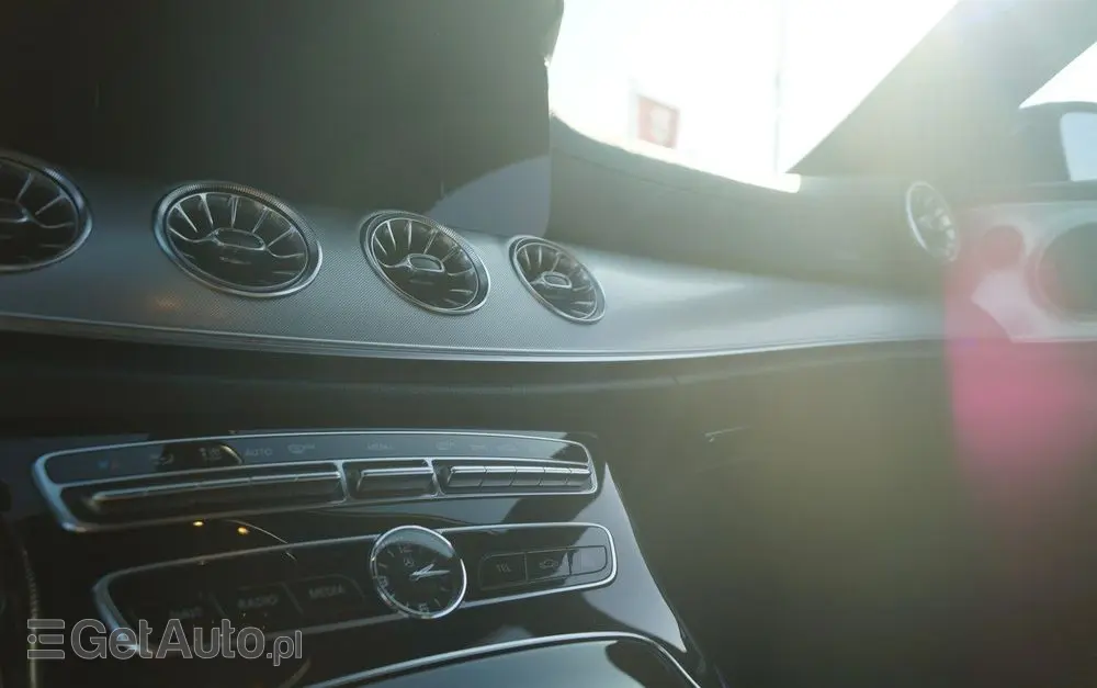MERCEDES-BENZ Klasa E 