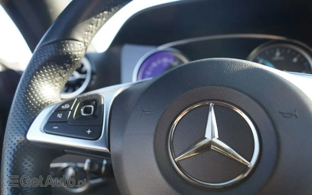 MERCEDES-BENZ Klasa E 