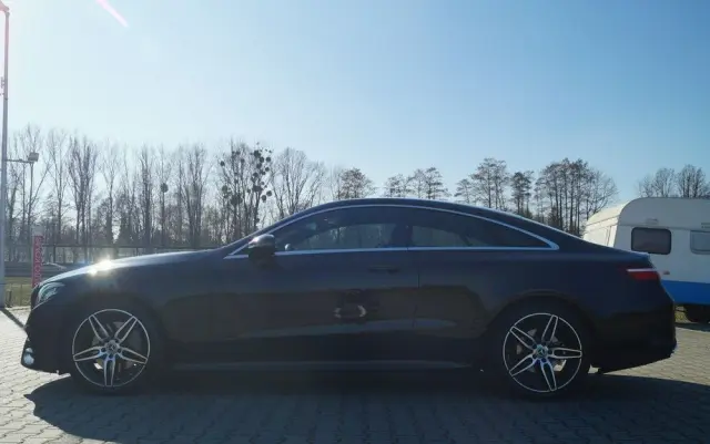 MERCEDES-BENZ Klasa E 