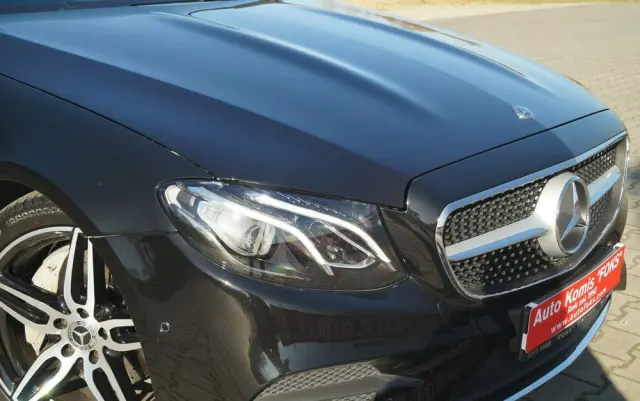 MERCEDES-BENZ Klasa E 