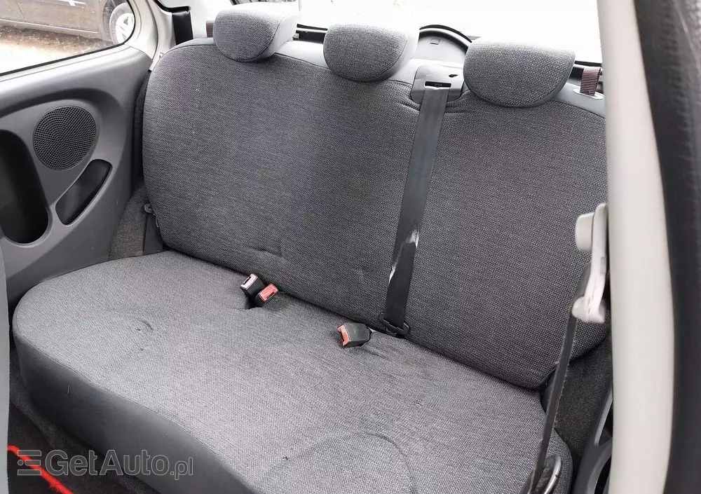 NISSAN Micra 1.2 Visia (klm)