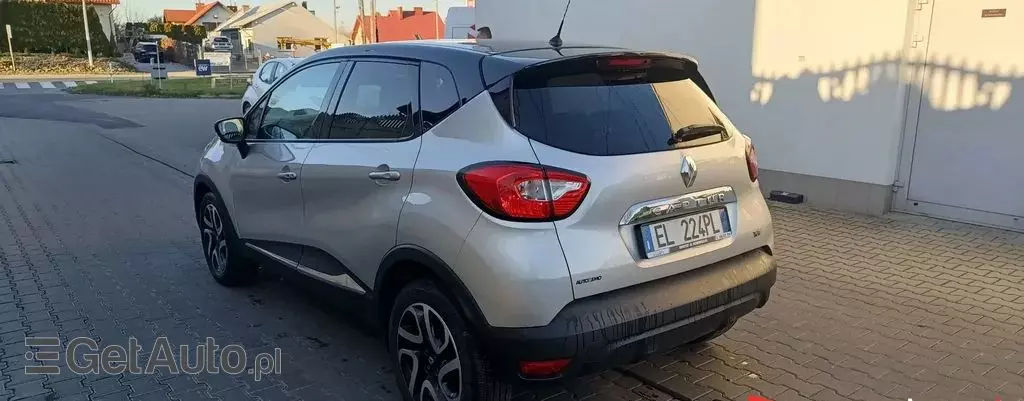 RENAULT Captur 