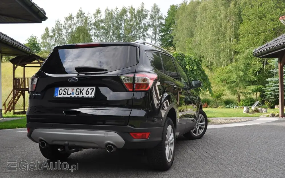 FORD Kuga 2.0 TDCi 4x2 Titanium