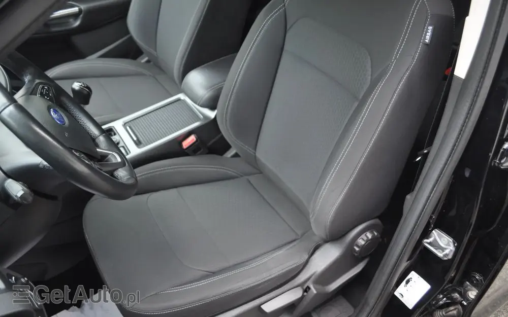 FORD Kuga 2.0 TDCi 4x2 Titanium