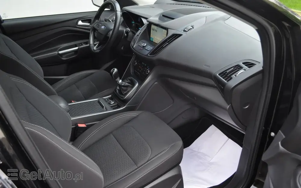 FORD Kuga 2.0 TDCi 4x2 Titanium