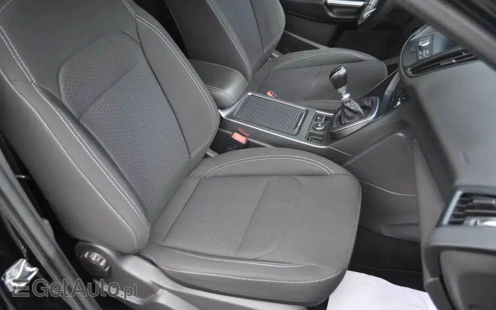 FORD Kuga 2.0 TDCi 4x2 Titanium
