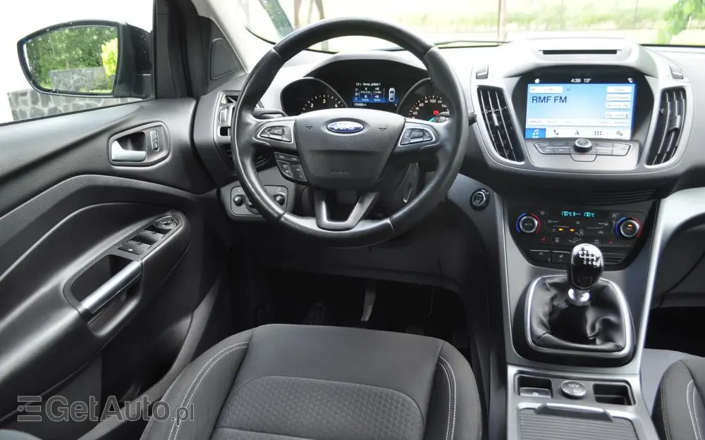 FORD Kuga 2.0 TDCi 4x2 Titanium