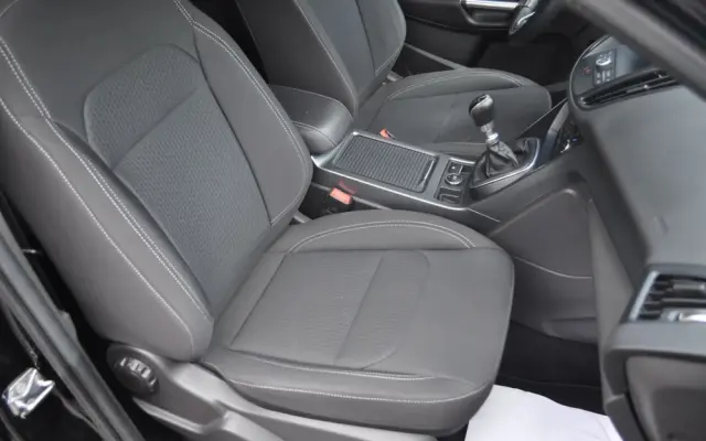 FORD Kuga 2.0 TDCi 4x2 Titanium