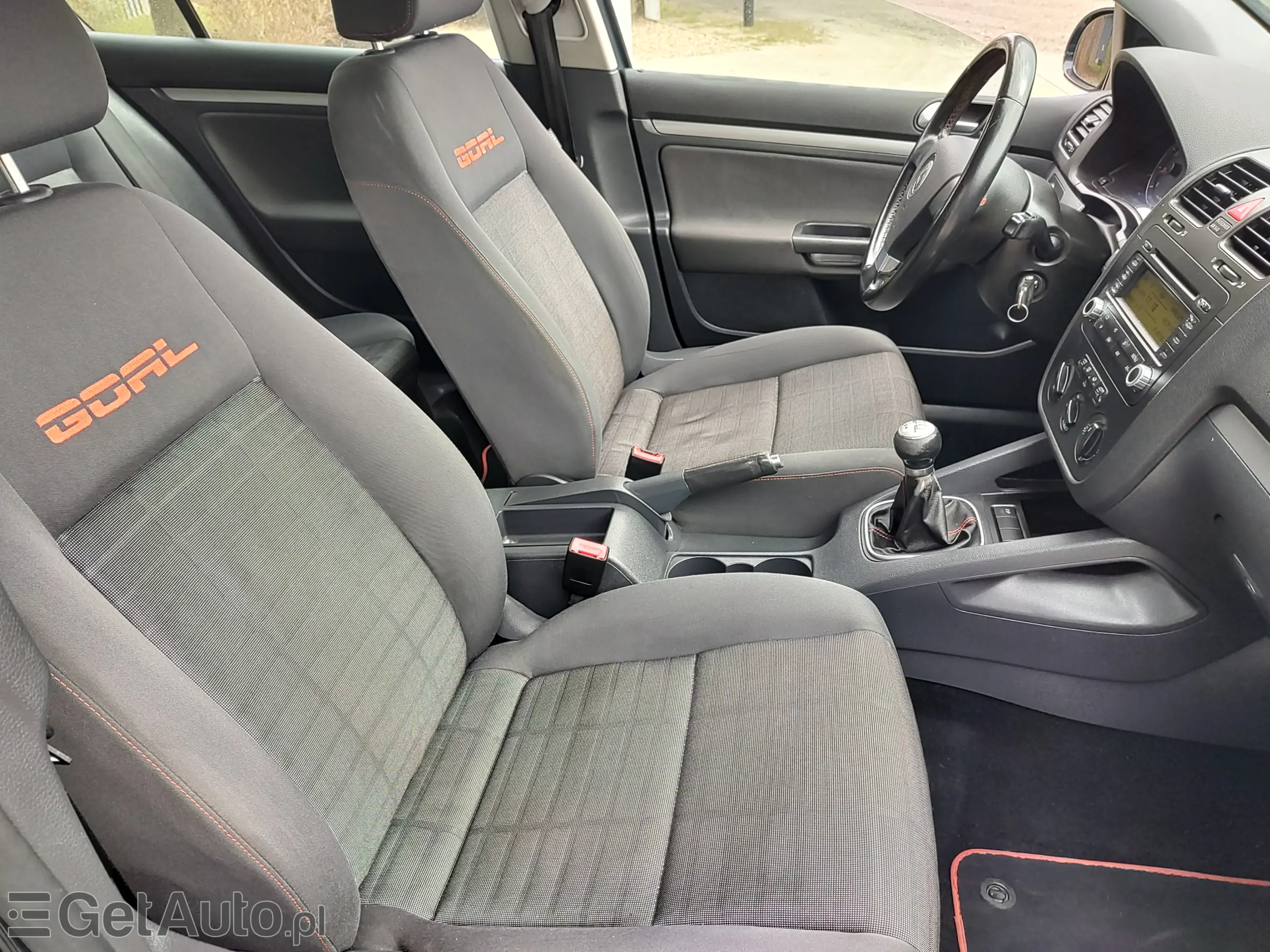 VOLKSWAGEN Golf Comfortline