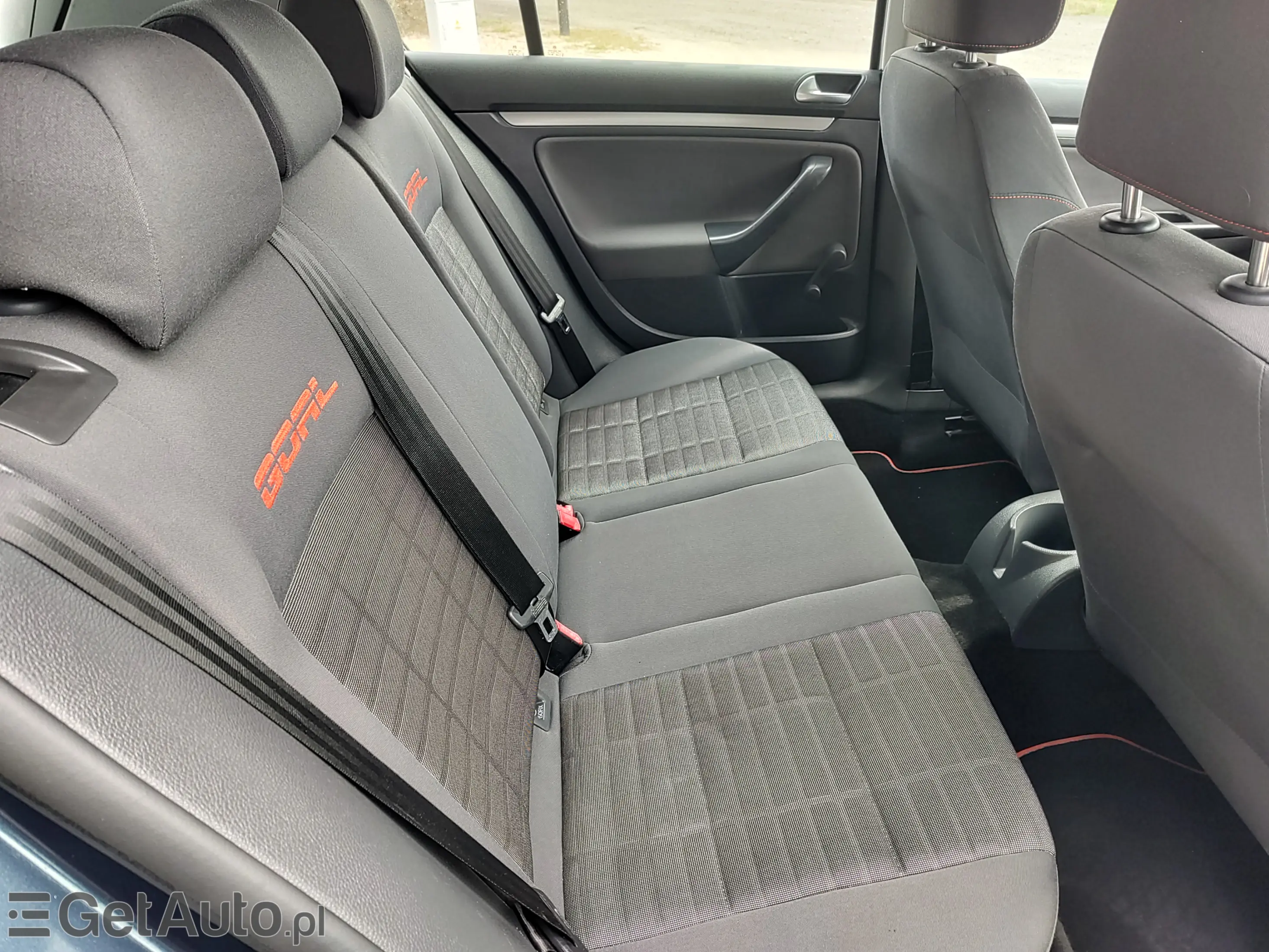 VOLKSWAGEN Golf Comfortline