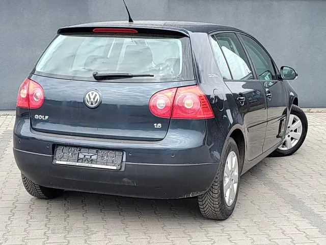 VOLKSWAGEN Golf Comfortline